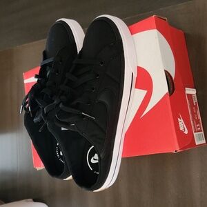 NEW IN BOX Nike canvas mules